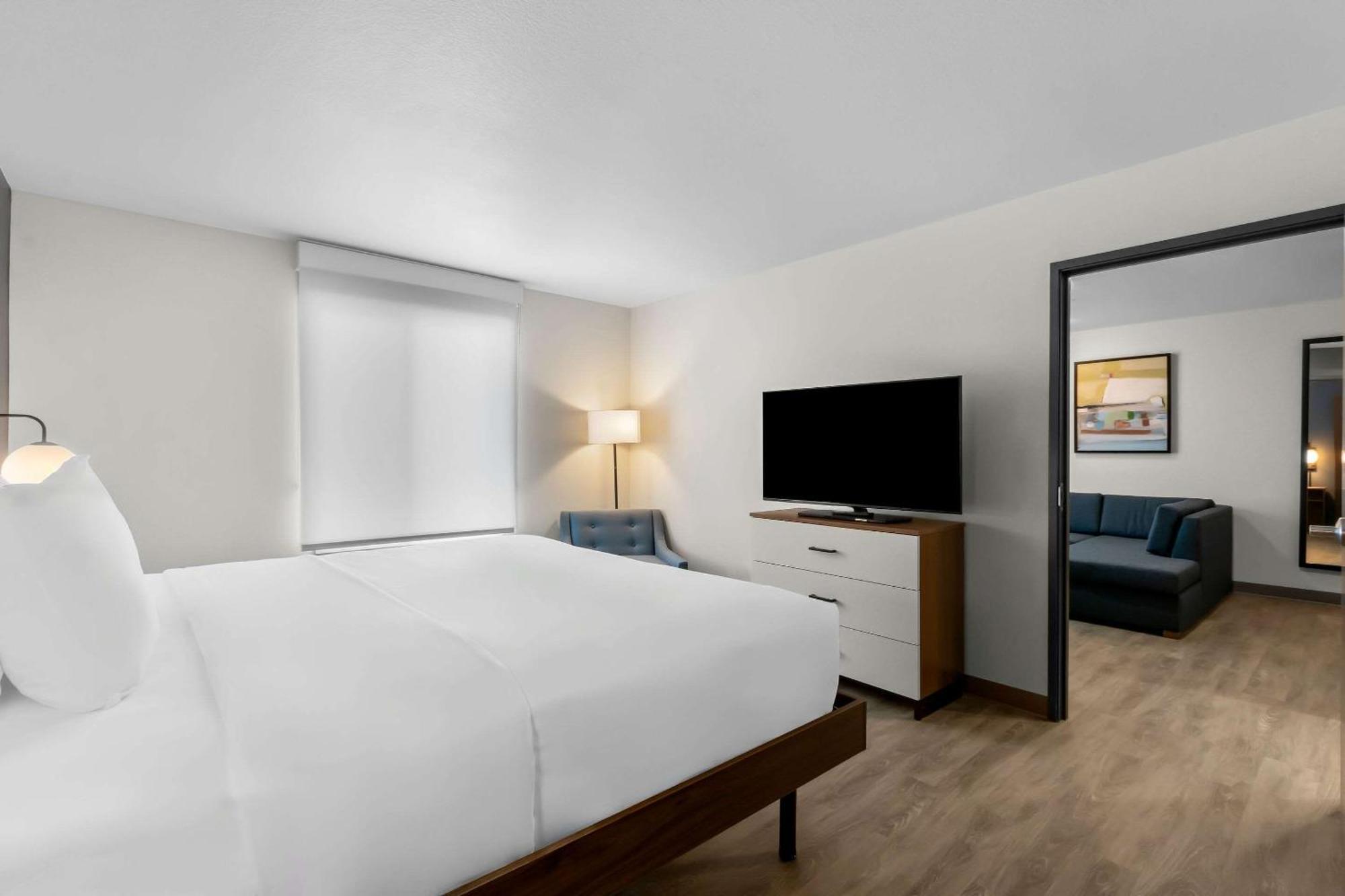 Everhome Suites Glendale Sports Entertainment District 外观 照片