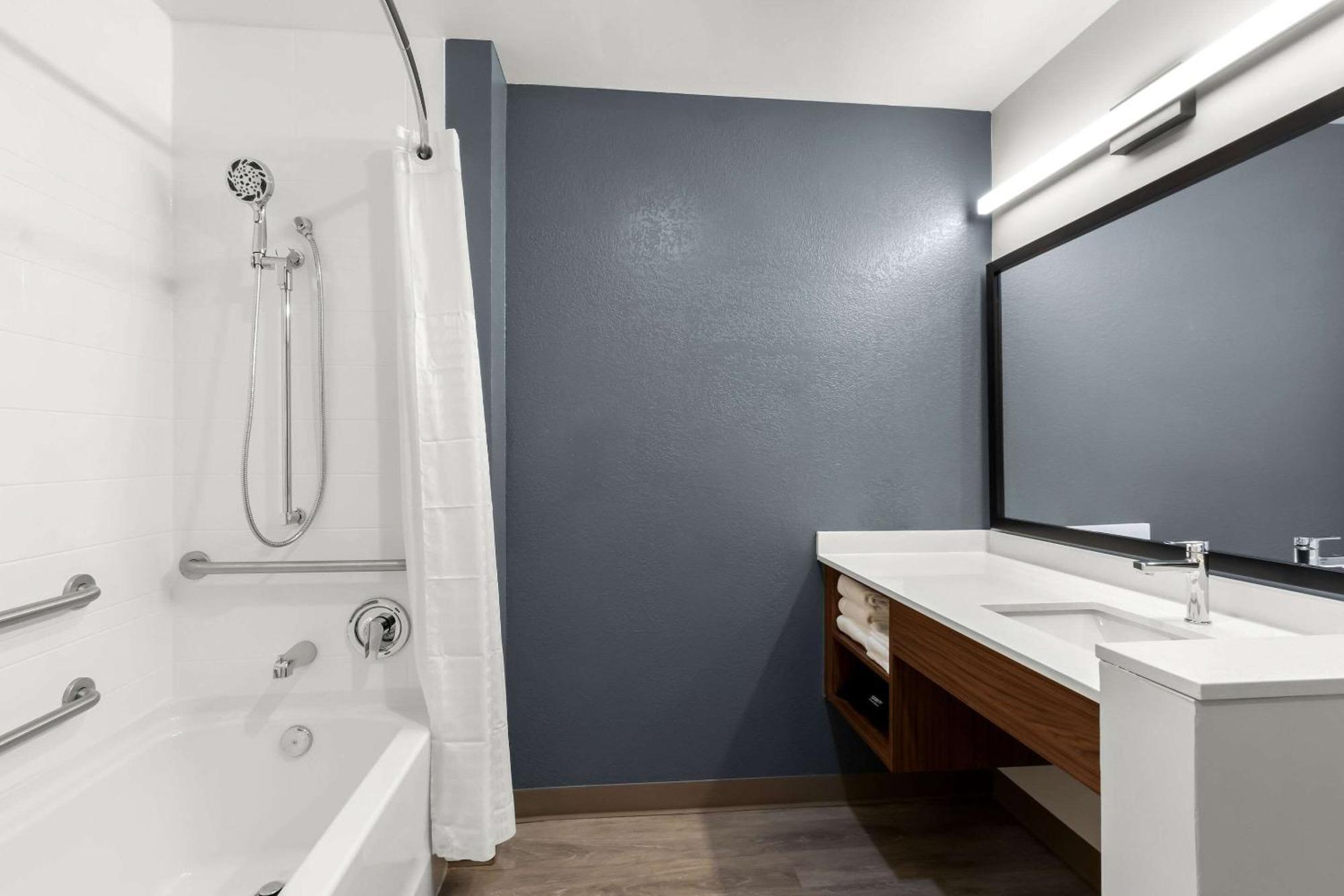 Everhome Suites Glendale Sports Entertainment District 外观 照片